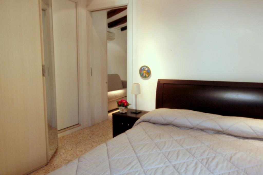 Apartamento Biennale Venecia Exterior foto